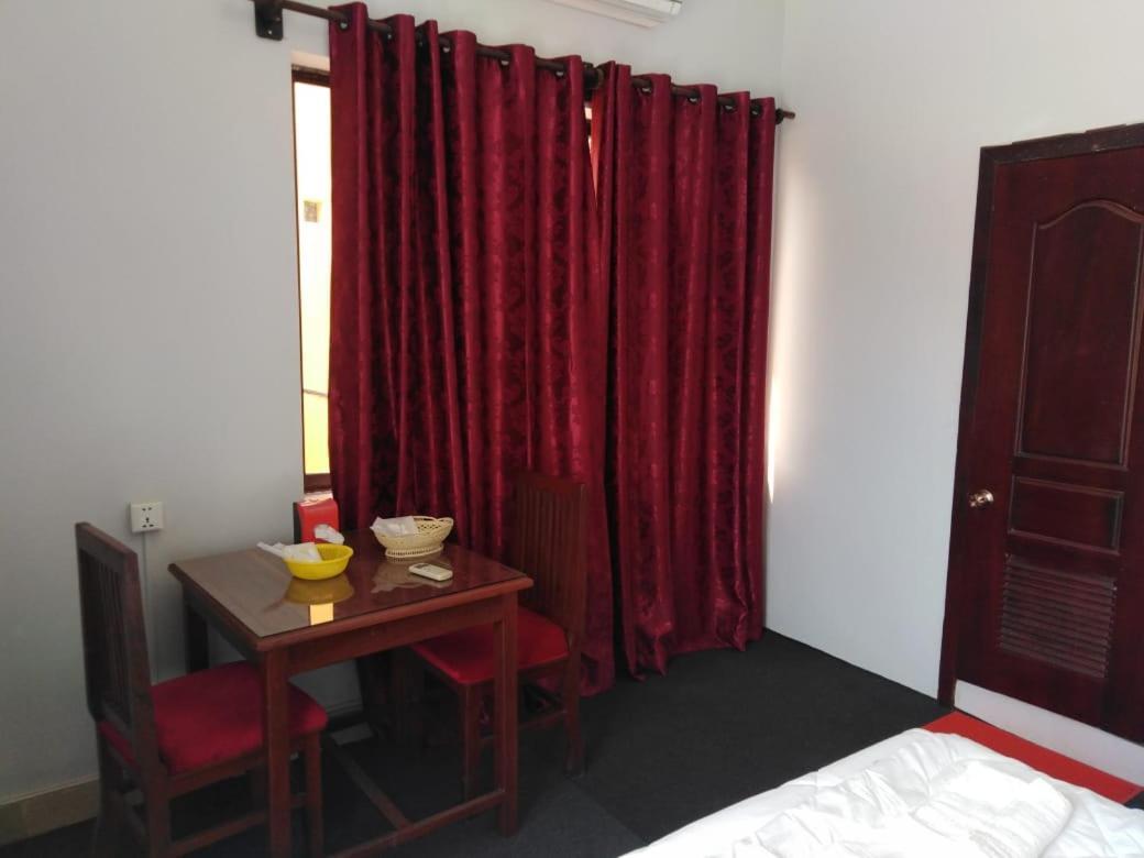 Violet Villa And Restro Siem Reap Ngoại thất bức ảnh